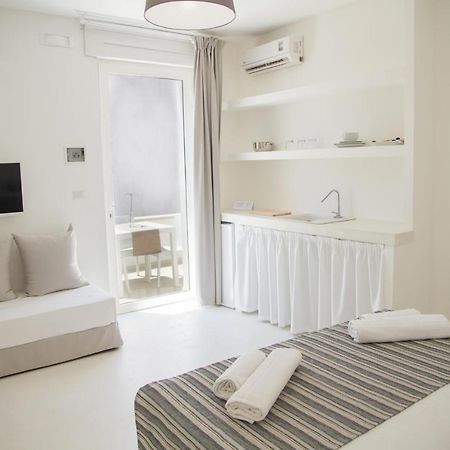 Dimora Ausentum Hotel Торе Сан Джовани Удженто Екстериор снимка